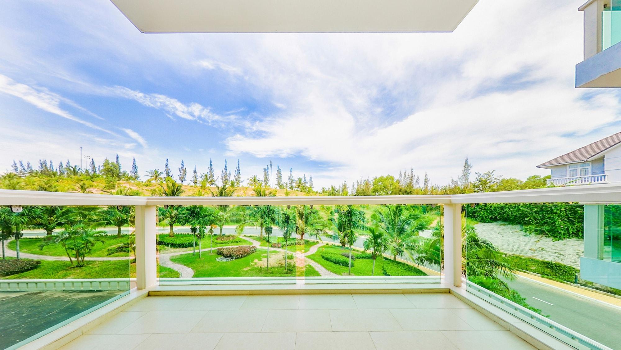 Ocean Vista Appartement Mũi Né Buitenkant foto